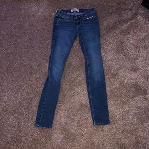 Hollister Super Skinny Jeans- Dark Wash